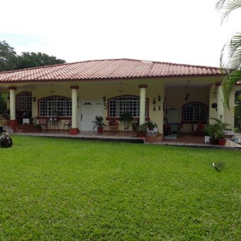 BEAUTIFUL HOUSE IN POTRERILLOS ABAJO, DOLEGA